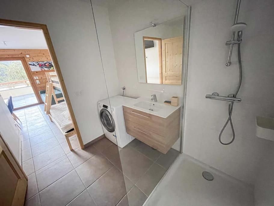 Dans Residence Neuve Le Snow Roc Sur Les Pistes, Grand Studio Cosy 5 Pers Avec Terrasse Panoramique, Sauna, Wifi Saint-Jean-dʼAulps Zewnętrze zdjęcie