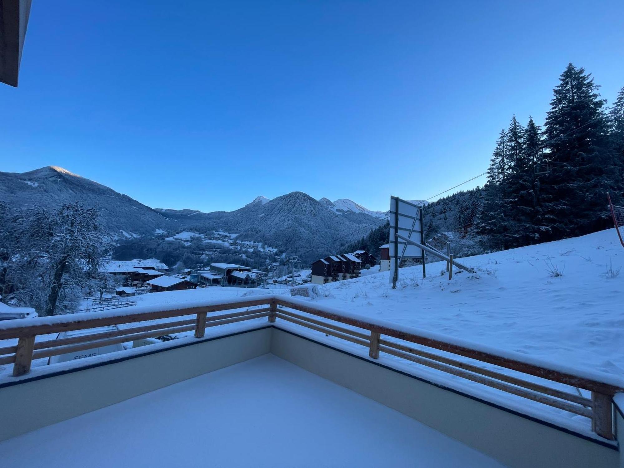 Dans Residence Neuve Le Snow Roc Sur Les Pistes, Grand Studio Cosy 5 Pers Avec Terrasse Panoramique, Sauna, Wifi Saint-Jean-dʼAulps Zewnętrze zdjęcie